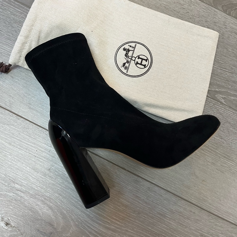 Hermès Black Ancle  Suede Boots – Elegant & Timeless